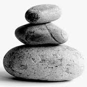 Petits et gros cailloux dans la chaussure pierres : trio gagnant estime, affirmation, confiance en soi